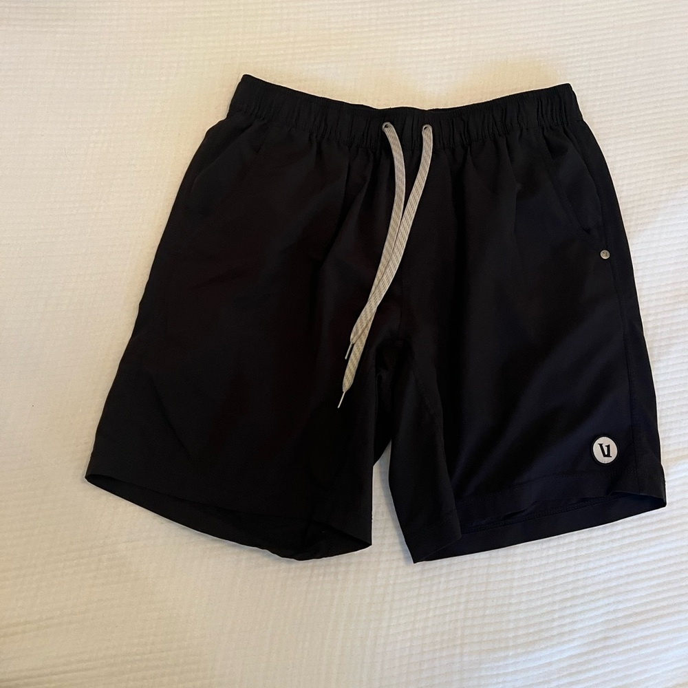 Vuori Kore Shorts black size medium